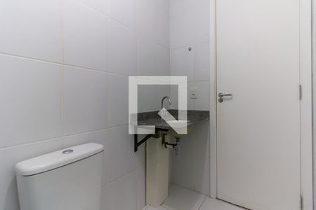 Banheiro de apartamento para alugar com 1 quarto, 33m² em Barra Funda, São Paulo