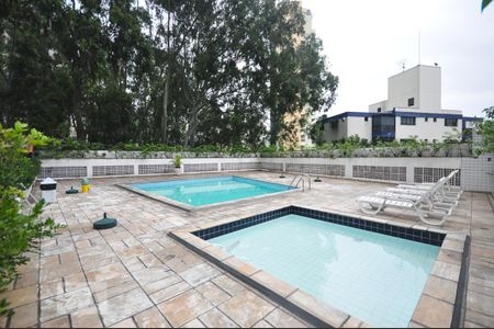 Apartamento para alugar com 125m², 3 quartos e 3 vagasPiscina