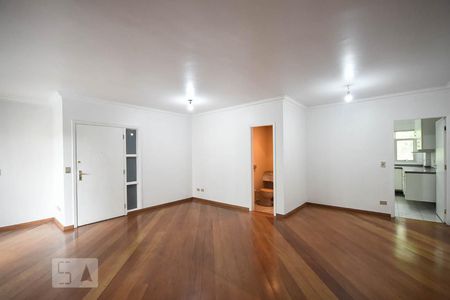 Sala de apartamento para alugar com 3 quartos, 125m² em Vila Suzana, São Paulo