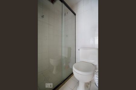 Banheiro de kitnet/studio à venda com 1 quarto, 25m² em Jardim Vila Mariana, São Paulo