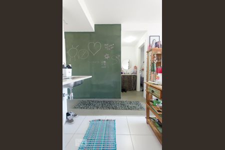 Cozinha de apartamento à venda com 1 quarto, 48m² em Parque Industrial Tomas Edson, São Paulo