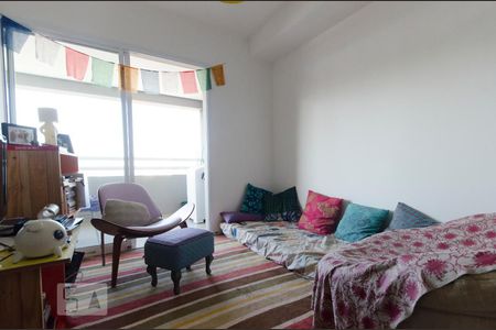 Sala de apartamento à venda com 1 quarto, 48m² em Parque Industrial Tomas Edson, São Paulo