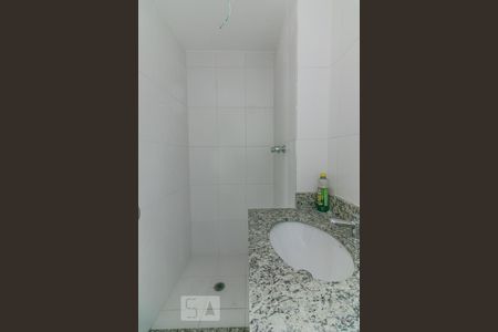 Banheiro de apartamento para alugar com 2 quartos, 77m² em Campestre, Santo André