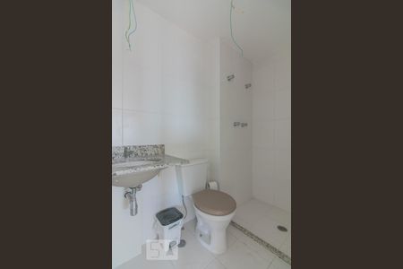 Banheiro de apartamento para alugar com 2 quartos, 77m² em Campestre, Santo André
