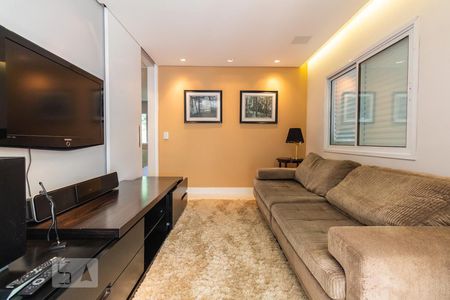 Apartamento para alugar com 85m², 2 quartos e 1 vaga Apartamento para alugar com 85m², 2 quartos e 1 vagaSala de Tv