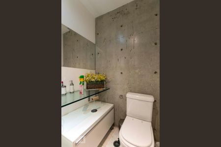Banheiro de apartamento à venda com 2 quartos, 70m² em Vila Regente Feijó, São Paulo