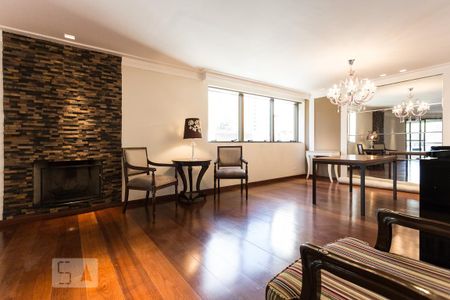 Sala de apartamento para alugar com 4 quartos, 200m² em Indianópolis, São Paulo