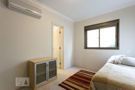 Apartamento para alugar com 200m², 4 quartos e 3 vagasSuíte 1