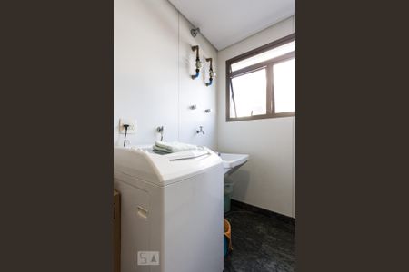 Apartamento para alugar com 200m², 4 quartos e 3 vagasÁrea de serviço