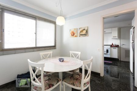 Apartamento para alugar com 200m², 4 quartos e 3 vagasCopa