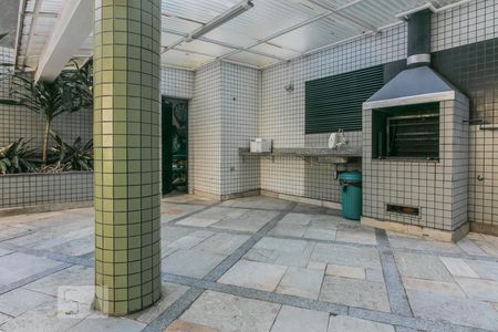 Apartamento à venda com 125m², 3 quartos e 2 vagasChurrasqueira