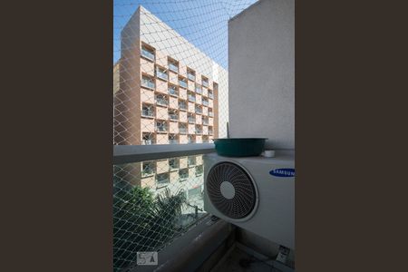 Sacada de apartamento à venda com 1 quarto, 50m² em Indianópolis, São Paulo