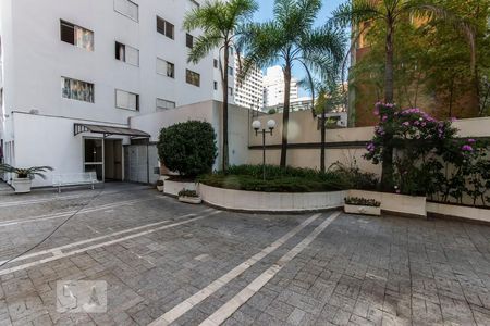 Fachada de apartamento para alugar com 1 quarto, 40m² em Itaim Bibi, São Paulo