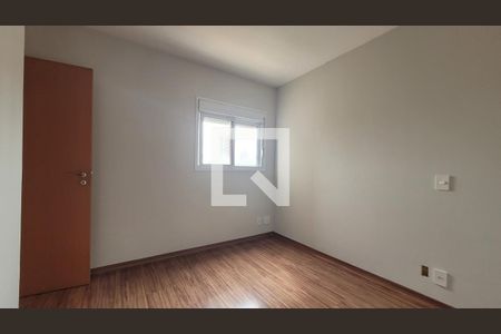 Apartamento para alugar com 62m², 2 quartos e 2 vagas Apartamento para alugar com 62m², 2 quartos e 2 vagasQuarto 2
