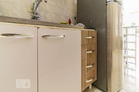 Studio à venda com 24m², 1 quarto e sem vaga Studio à venda com 24m², 1 quarto e sem vagaCozinha - Armário