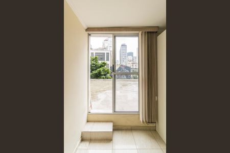 Studio à venda com 24m², 1 quarto e sem vaga Studio à venda com 24m², 1 quarto e sem vagaStudio - Persiana