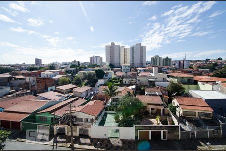 Vista da sacada de apartamento à venda com 3 quartos, 81m² em Vila Industrial, Campinas