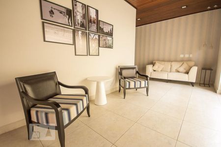 Apartamento à venda com 72m², 2 quartos e 1 vagaEntrada - Condomínio