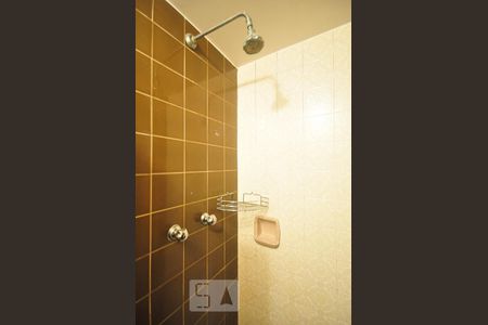 Apartamento à venda com 200m², 4 quartos e 2 vagasdetalhe do banheiro suíte 2