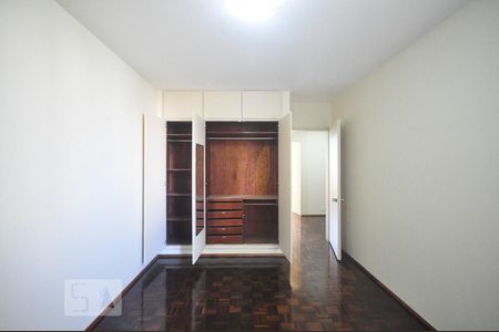 Apartamento à venda com 200m², 4 quartos e 2 vagasarmário do quarto 1
