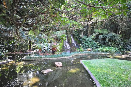 Apartamento à venda com 200m², 4 quartos e 2 vagascachoeira