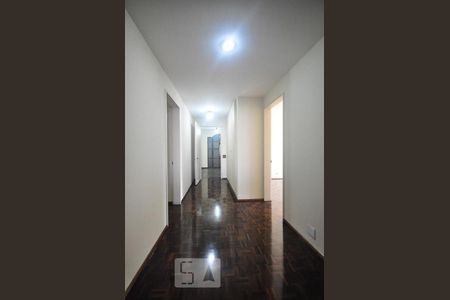 corredor de apartamento à venda com 4 quartos, 200m² em Vila Suzana, São Paulo