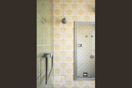 Apartamento à venda com 200m², 4 quartos e 2 vagasdetalhe do banheiro suíte 3