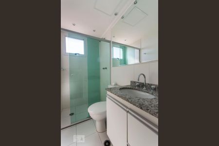 banheiro Suite de apartamento para alugar com 1 quarto, 65m² em Vila Congonhas, São Paulo