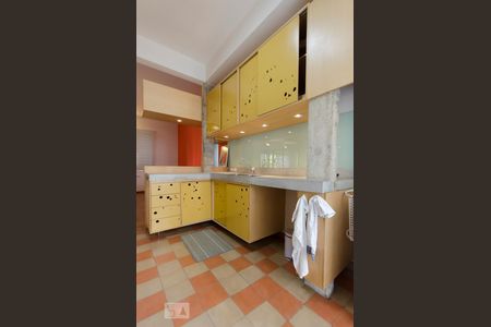 Apartamento à venda com 138m², 2 quartos e 1 vagaCozinha