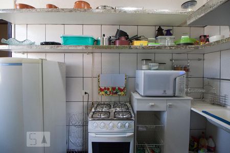 Cozinha de apartamento para alugar com 1 quarto, 40m² em Bela Vista, São Paulo
