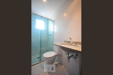 banheiro suíte de apartamento para alugar com 2 quartos, 60m² em Vila Andrade, São Paulo