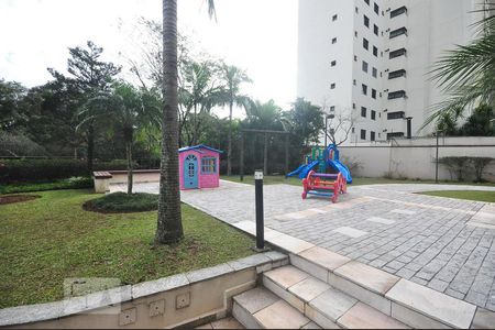 Apartamento à venda com 206m², 3 quartos e 4 vagasplayground