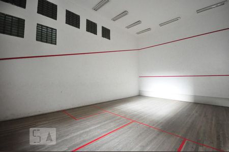 Apartamento à venda com 206m², 3 quartos e 4 vagasquadra 1