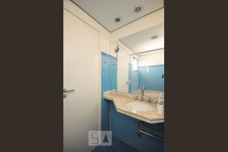 Apartamento à venda com 206m², 3 quartos e 4 vagasbanheiro suíte 1