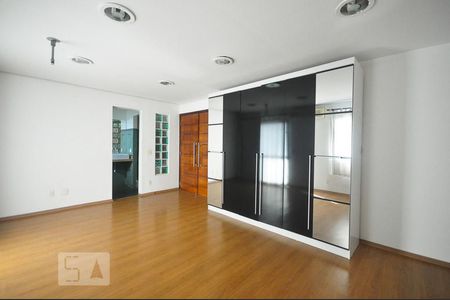 Apartamento à venda com 206m², 3 quartos e 4 vagasv