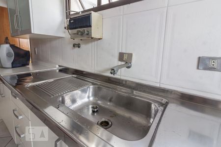 Apartamento à venda com 140m², 2 quartos e 2 vagasCozinha