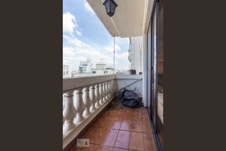 Apartamento à venda com 140m², 2 quartos e 2 vagasVaranda