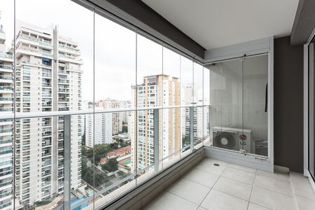 Varanda de apartamento à venda com 1 quarto, 51m² em Campo Belo, São Paulo