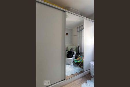 Quarto 1 (Armários) de apartamento à venda com 2 quartos, 60m² em Vila Prudente, São Paulo