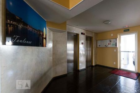 Apartamento à venda com 60m², 2 quartos e 1 vagaÁrea comum - Hall social