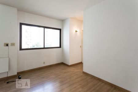 Sala de apartamento à venda com 2 quartos, 52m² em Indianópolis, São Paulo
