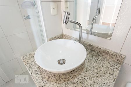 Banheiro de apartamento à venda com 3 quartos, 64m² em Vila Santa Catarina, São Paulo