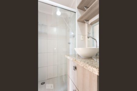 Banheiro de apartamento à venda com 3 quartos, 64m² em Vila Santa Catarina, São Paulo