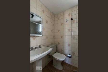 Banheiro de apartamento para alugar com 1 quarto, 42m² em Vila Clementino, São Paulo