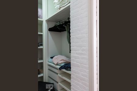 Apartamento à venda com 77m², 1 quarto e sem vagaCloset