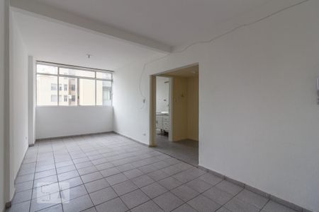 Studio à venda com 33m², 1 quarto e sem vaga Studio à venda com 33m², 1 quarto e sem vagaKitnet
