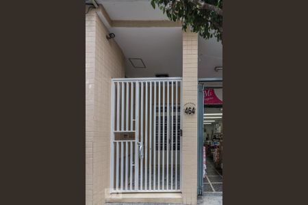 Studio à venda com 33m², 1 quarto e sem vaga Studio à venda com 33m², 1 quarto e sem vagaFachada