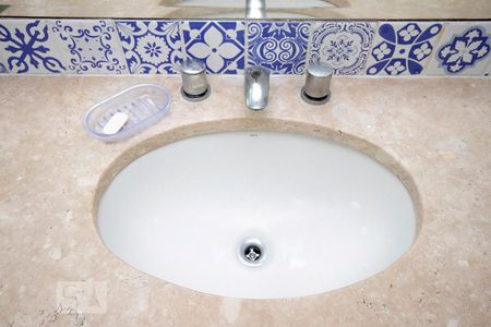 Apartamento à venda com 189m², 3 quartos e 1 vagaBanheiro