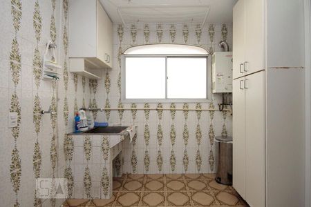 Apartamento à venda com 189m², 3 quartos e 1 vagaÁrea de Serviço