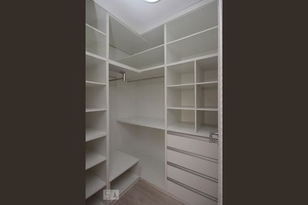 Apartamento à venda com 189m², 3 quartos e 1 vagaSuíte